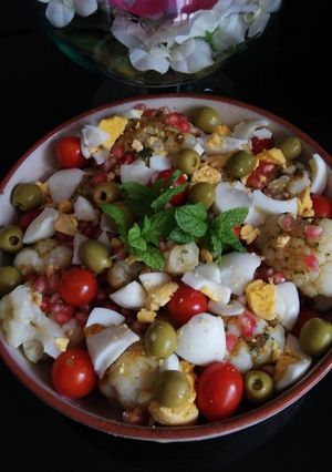 Una foto de Ensalada a mi manera con granadas