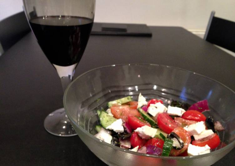 Recipe: Yummy Greek Salad