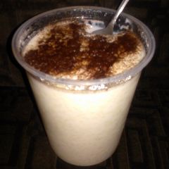 A picture of pudin de arroz (rice pudding ).