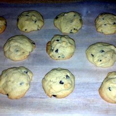 A picture of chocolate chip cookies.