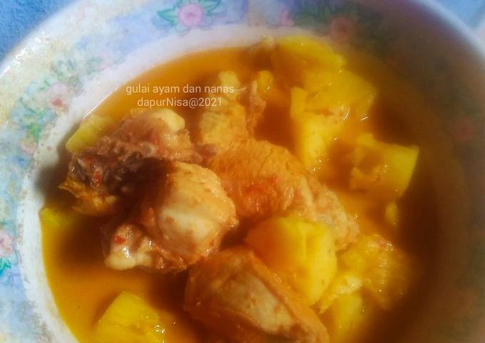 Gulai ayam dan nanas