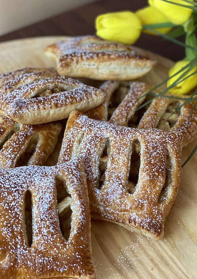 Слойки з яблуками🍎