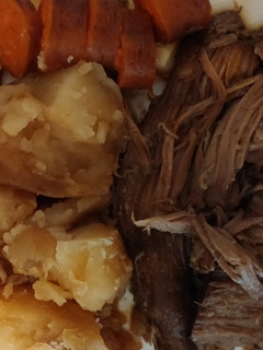 A picture of Crock pot beef roast.