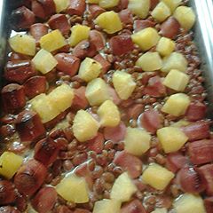 A picture of Bake beans, hotdogs, and pineapple casserole.