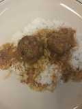 Meatballs and brown gravy