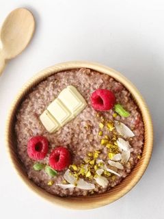 Une photo de Porridge coco/framboise