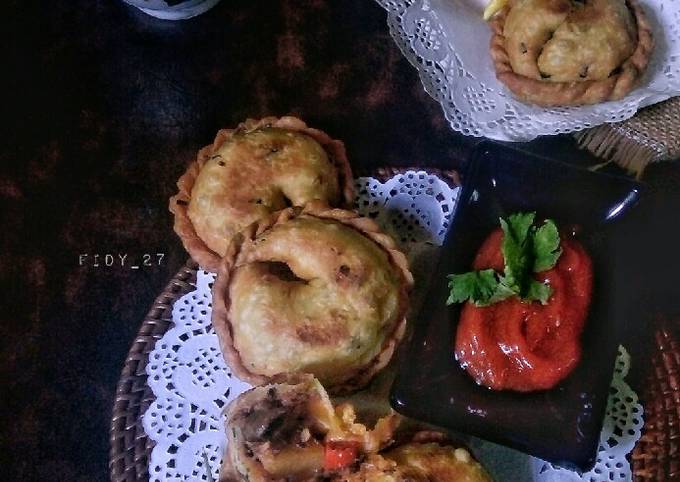 Mudah Banget Membuat Resep Karipap Comel Den Jmur cing tang (Sarden Jamur Kancing Kentang)