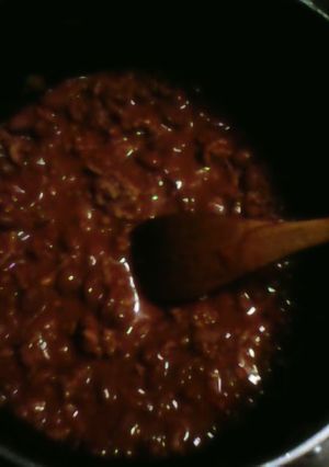 A picture of Easy made chili.