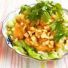 A picture of Chinese Deep-Fried Chicken Youlinji with Breast Meat.
