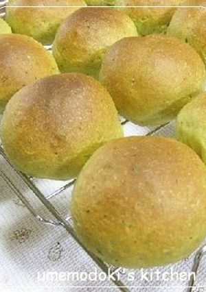 A picture of Fragrant Basil Bread.
