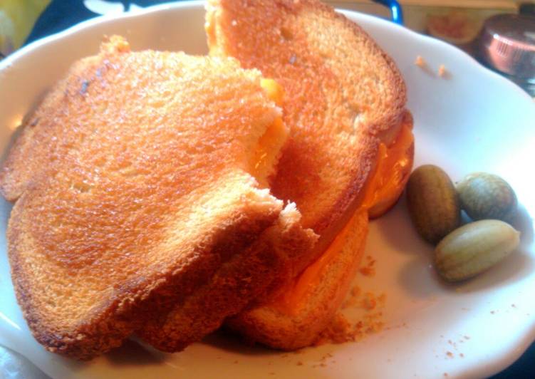 Step-by-Step Guide to Make Baked Cheese Sandwich