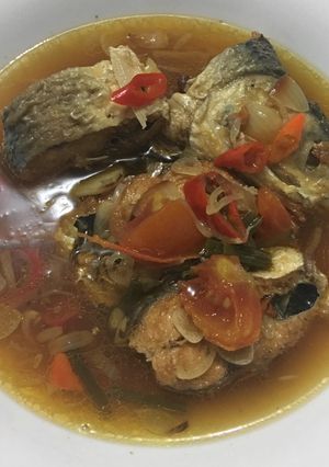 Foto resep Ikan Bandeng Kuah Asam Syegaarrr 👍😋 🐟🍅🍃