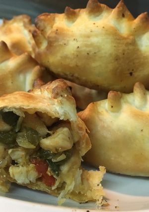 Una foto de Empanadas de pollo