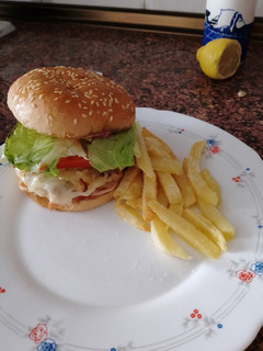 Una foto de Burger de Pollo