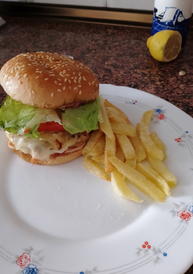 Una foto de Burger de Pollo
