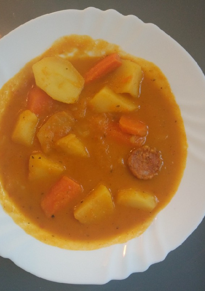 Una foto de Guiso de patatas con chorizo
