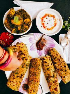 मेथी पराठा (methi paratha recipe in Hindi) रेसिपी मुख्य फोटो