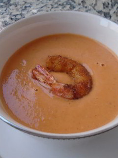 Una foto de Crema de langostinos