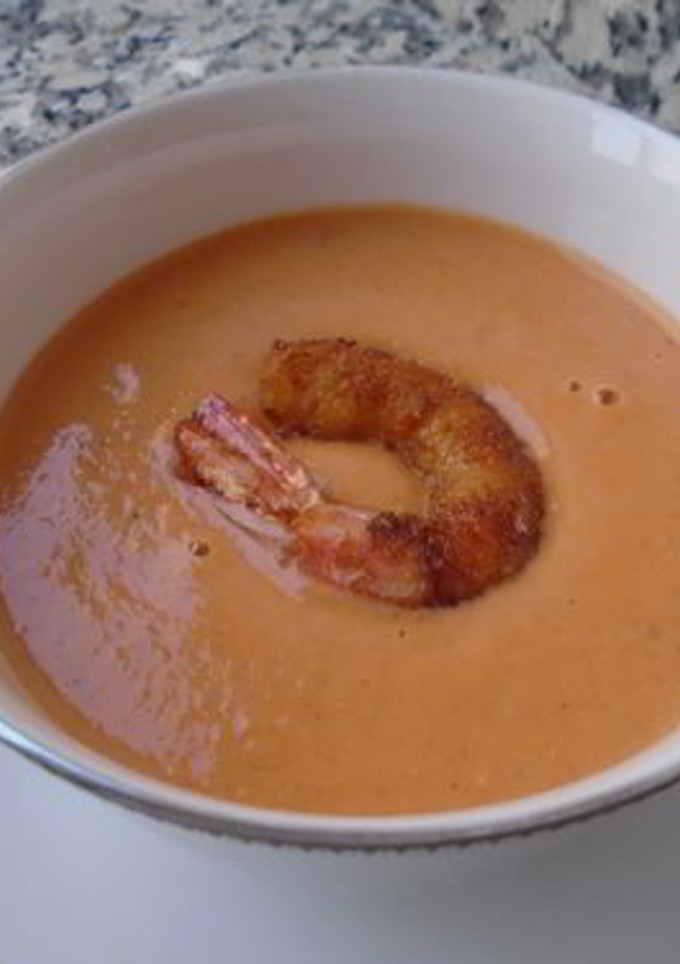 Una foto de Crema de langostinos