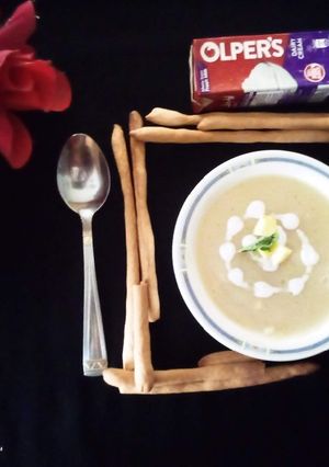 A picture of Potato cream soup.