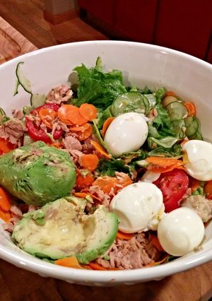 A picture of Tuna Salad Lunch.