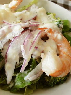 A picture of Shrimp Caesar Salad.