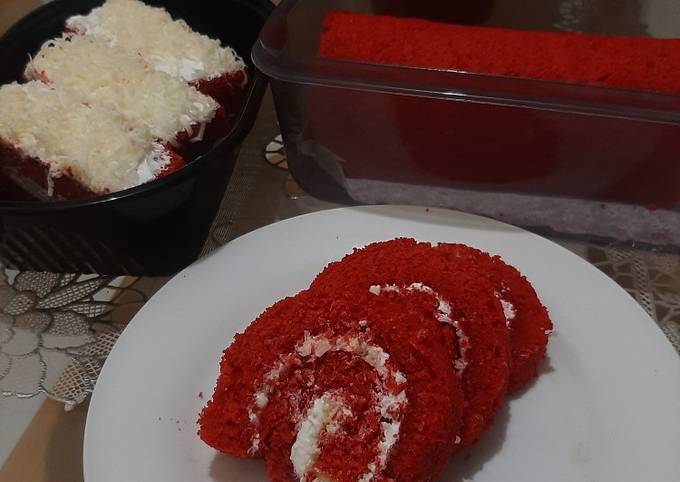 46. Red Velvet Gulung Putih Telur