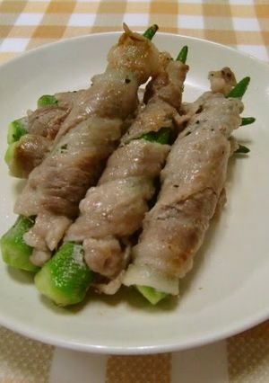 A picture of Easy Pork-Wrapped Okra.