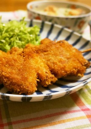 A picture of Crispy Basic Fried Meat Skewers.