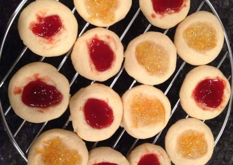 Thumb print jam cookies