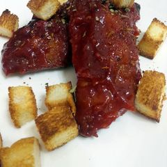 A picture of Spicy Whisky Mini Meatloaf.