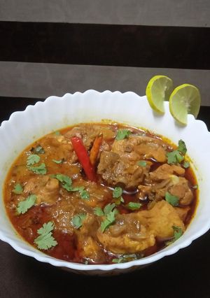 চিকেন কড়াই (chicken kadai recipe in Bengali) রেসিপির প্রধান ছবি
