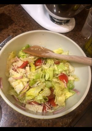 A picture of Columbia’s Original “1905” Salad.