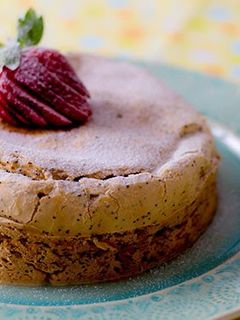 A picture of Gluten Free Poppy Seed Cake.