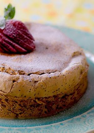 A picture of Gluten Free Poppy Seed Cake.