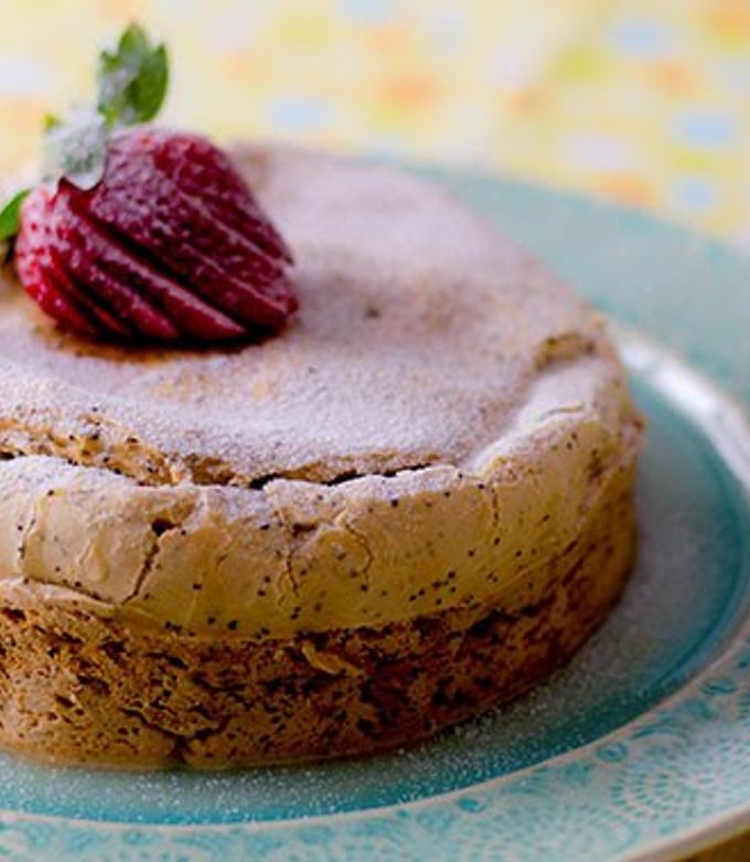 A picture of Gluten Free Poppy Seed Cake.