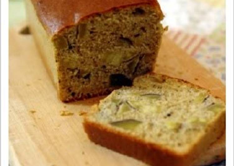 Recipe of Homemade Sweet Potato Pound Cake with &#39;Kuromitsu&#39; Brown Sugar Syrup