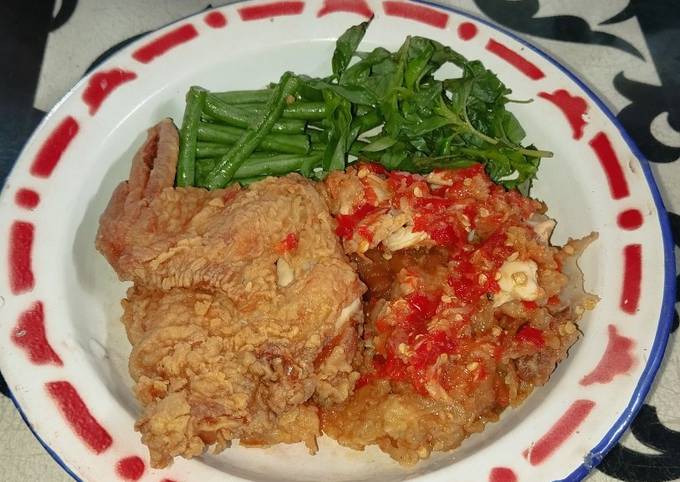 Resep Ayam Geprek Sambal Bawang Oleh Widjie Astuti Cookpad