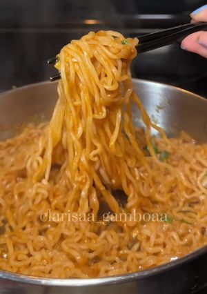Una foto de Ramen Enmantequillado
