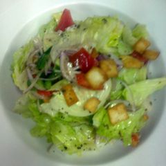 A picture of Classic Salad.