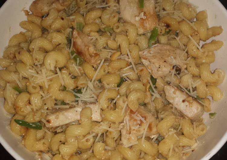 Recipe of Super Quick Homemade Cashew butter pasta with chicken