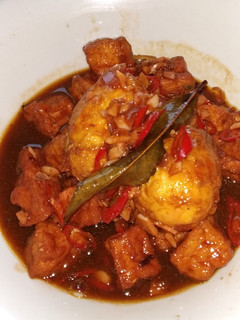Foto resep Semur Tahu Telur