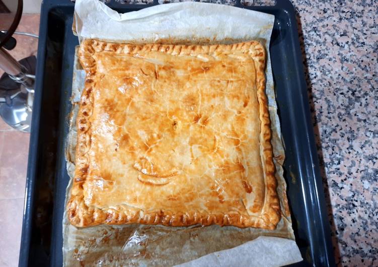 Empanada de atún