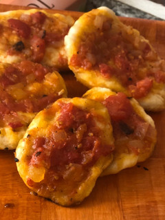 Una foto de Mini pizzas