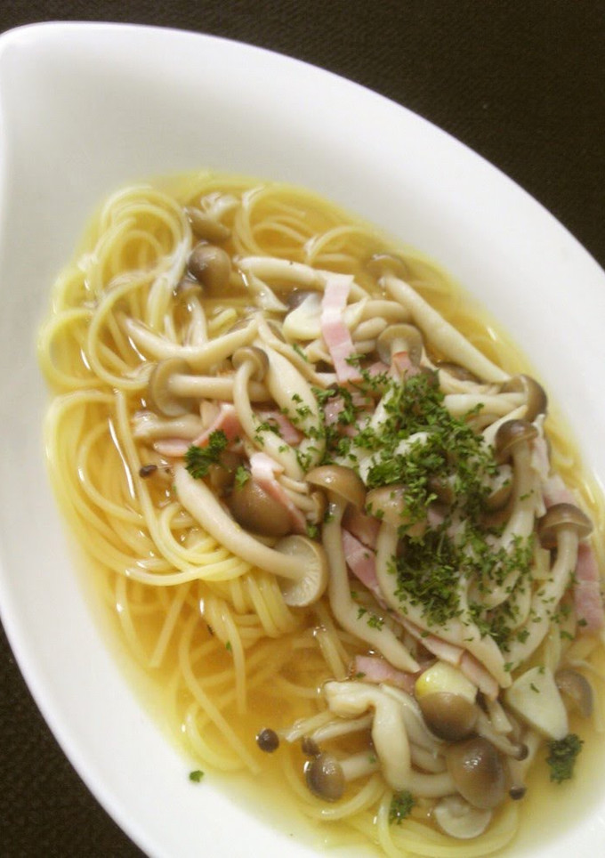 A picture of Light Soup Pasta Made with Soup Stock Cubes.