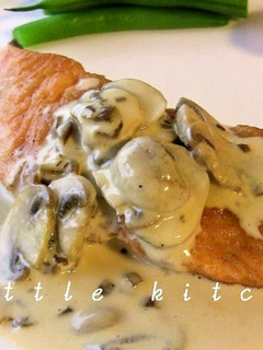 A picture of Pan Fried Salmon with Japanese Style Cream Sauce.