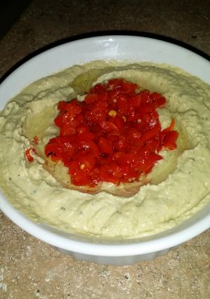 A picture of Zucchini and chickpea hummus.