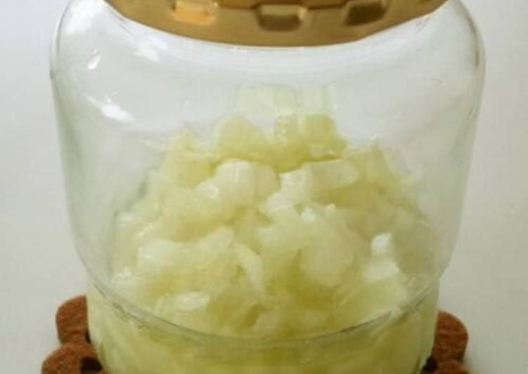 Easy Onion Marinade with Sushi Vinegar
