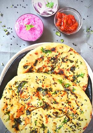 A picture of Amritsari Aloo Kulcha.