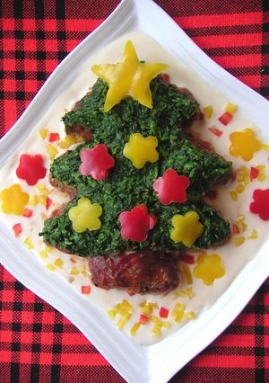 A picture of Christmas Tree Hamburger Steak.